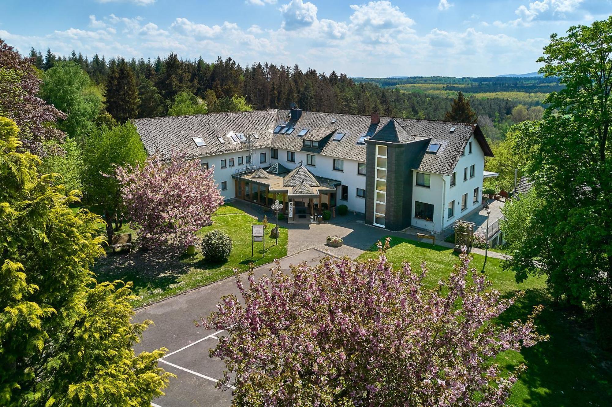 Landhotel Karrenberg Kirchberg an der Jagst Exterior foto